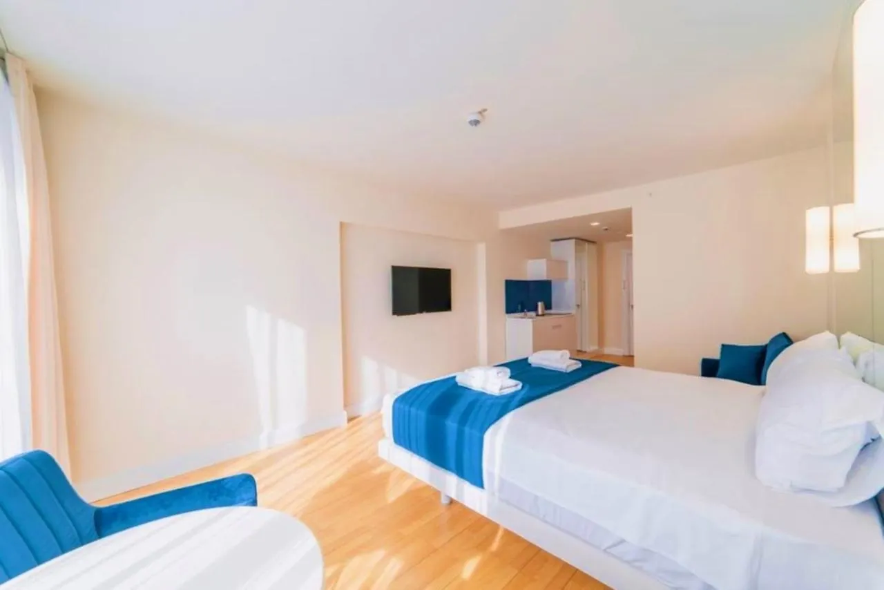 Sea View Lux Aparthotel In Orbi City Batumi