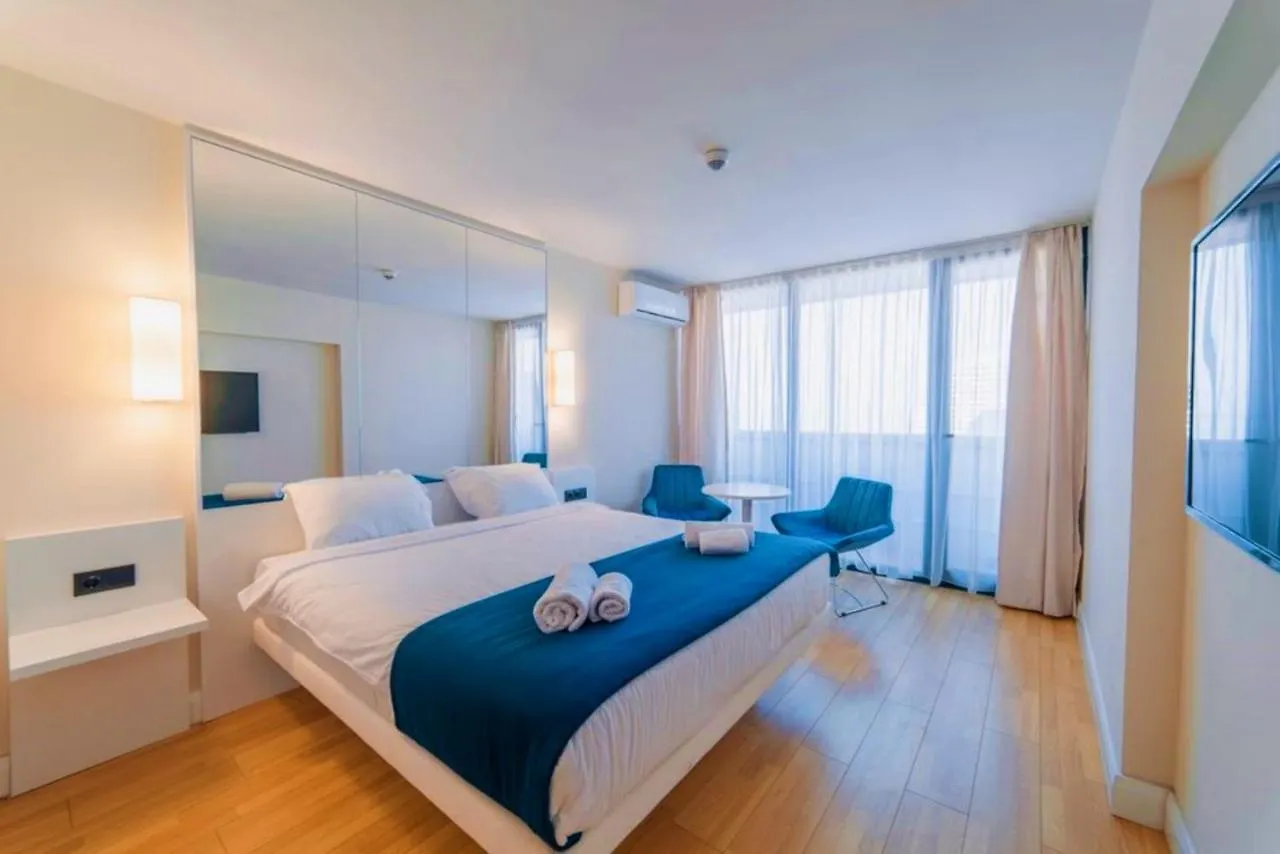 Sea View Lux Aparthotel In Orbi City Batumi